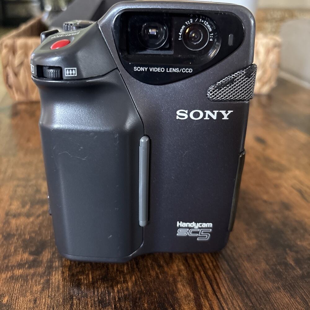 Sony Handycam Sc5 Video Camera